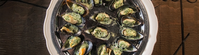 Mussels with Garlic & Herb butter
